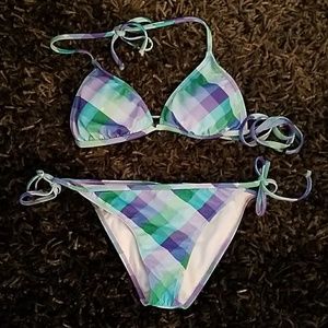 Hurley string bikini set